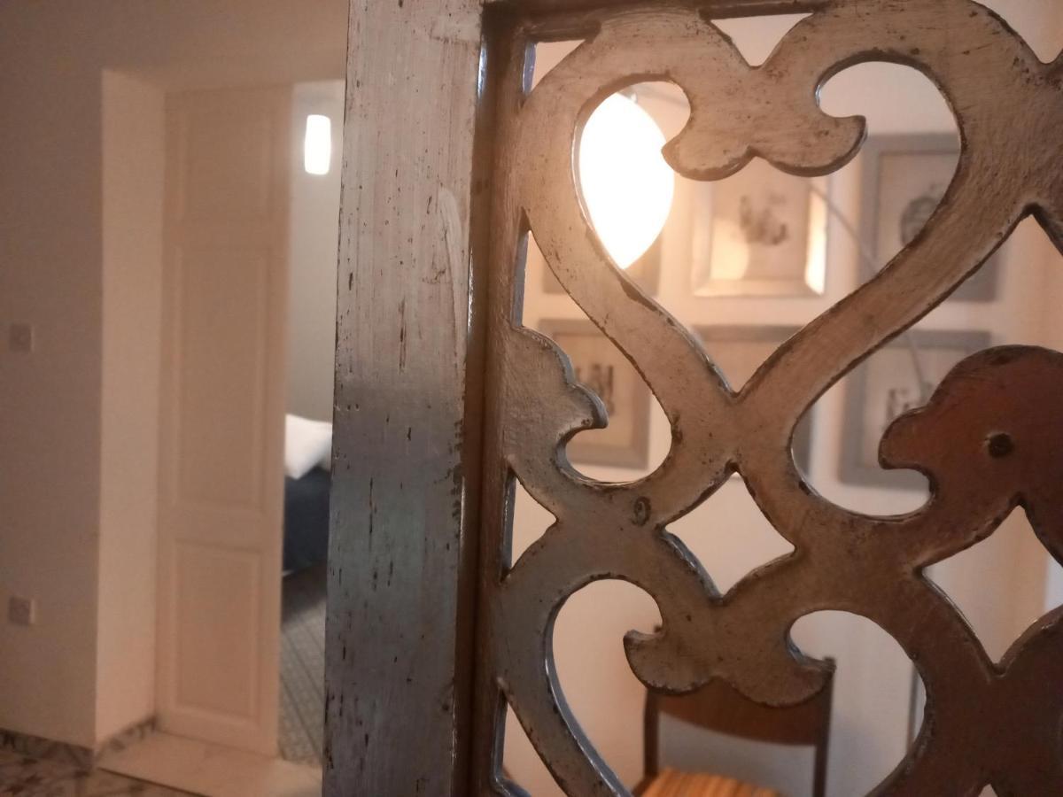 フロリアーナ Door Nine -Townhouse With Harbour Viewsヴィラ エクステリア 写真